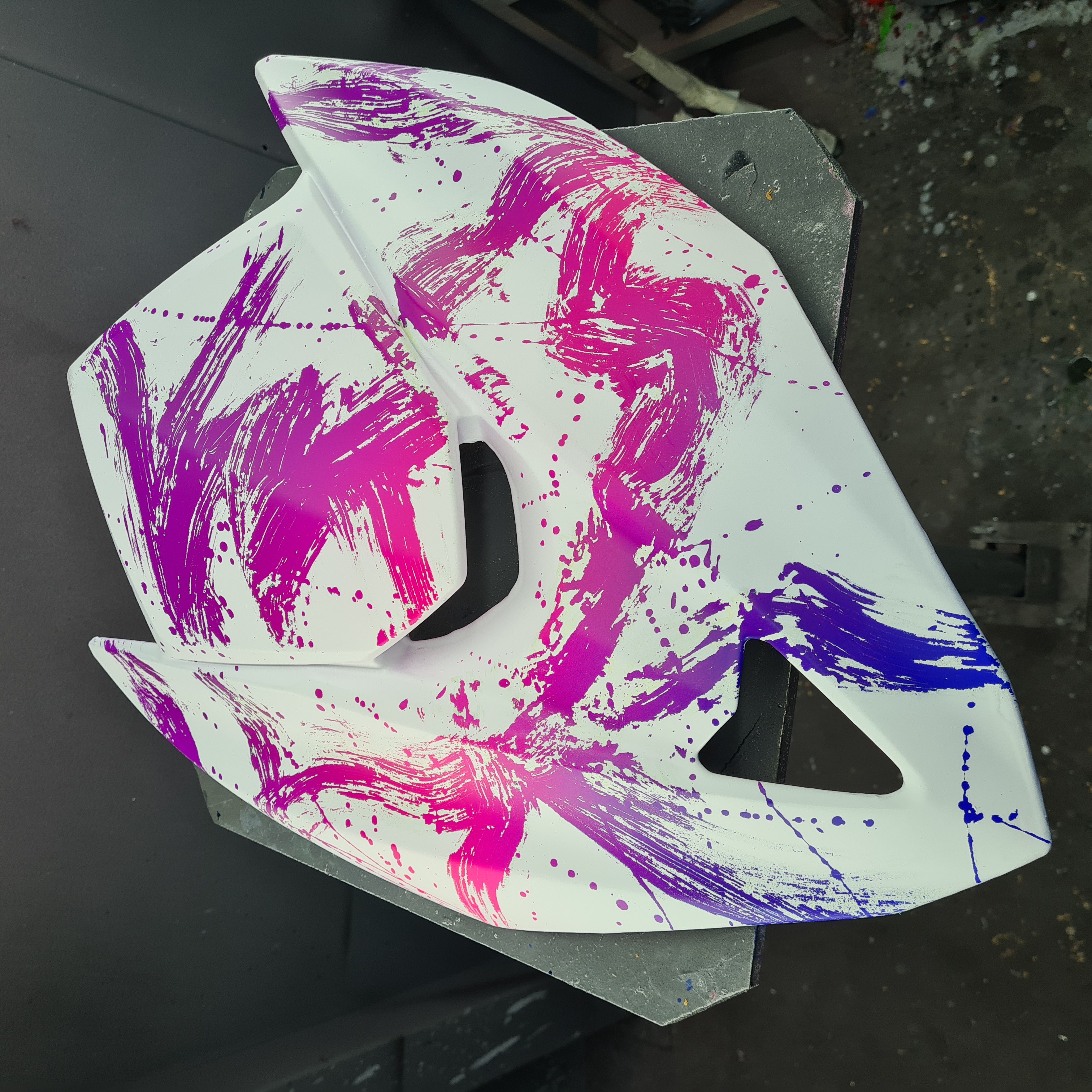 Maskito with fluo paint